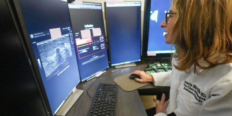 Sanzioni USA: in vigore bando su software e tecnologie per Russia