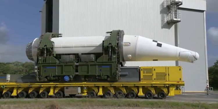 Ariane 6: primi dettagli del razzo in rampa di lancio