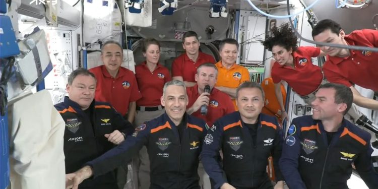 Ax-3 si aggancia all’ISS: colonnello Villadei al comando