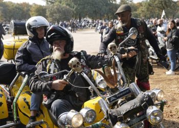 Benedizione dei caschi a Fatima: migliaia di motociclisti unirsi