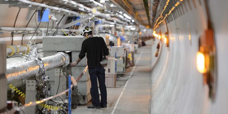 CERN: Nuovo strumento per scoprire l’origine dell’universo