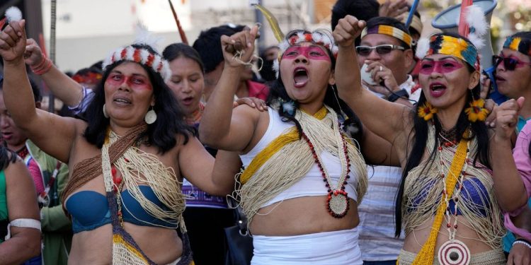 Ecuador: voto contro trivellazioni in Amazzonia, pozzi attivi?
