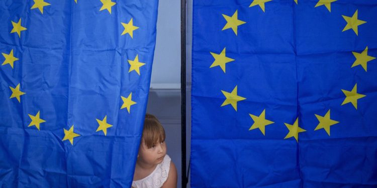Elezioni UE: imprenditori e sindacati vogliono coalizione moderata
