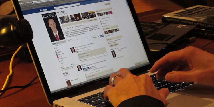 Frodi online: consumatori esortano Meta a combattere falsi annunci