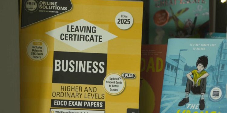 Irlanda: libri scolastici gratis per le scuole secondarie