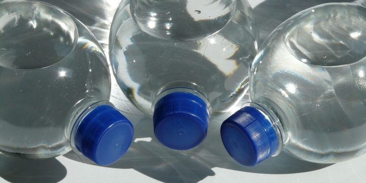 Italia leader mondiale nell’acqua in bottiglia: ecco perché