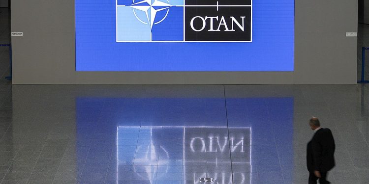 La Nato investe 1 miliardo in AI, robotica e tecnologia