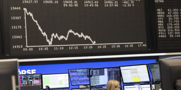 Mercati europei in forte ribasso: Piazza Affari perde quasi il 3%
