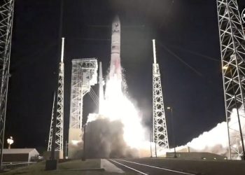 NASA lancia veicolo privato verso la Luna: nuova corsa spaziale