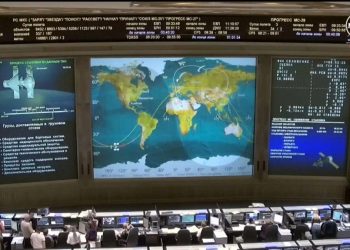 Navicella russa si aggancia alla ISS e porta rifornimenti