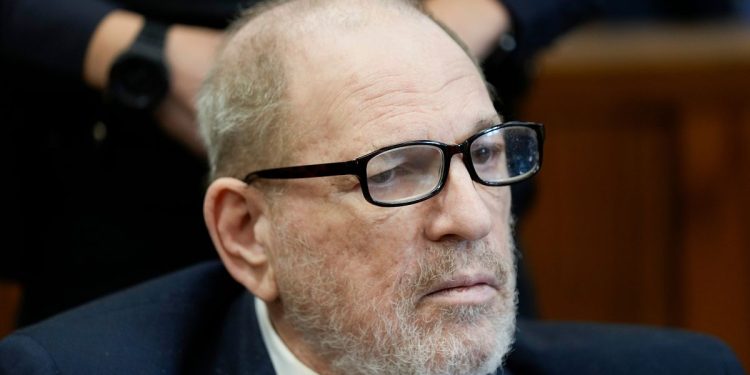 Nuova accusa di crimini sessuali contro Harvey Weinstein