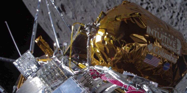 Odysseus: primo modulo privato atterra sulla Luna