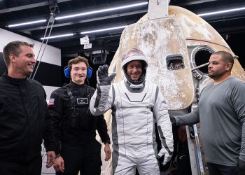 Polaris Dawn: Prima passeggiata spaziale privata di SpaceX