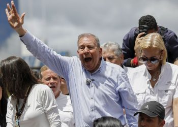 Ue e destra unita per riconoscere González presidente del Venezuela