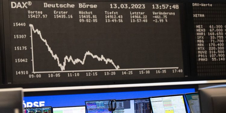 Ue lancia nuovo servizio dati finanziari, allerta sul monopolio
