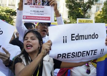 Venezuela: Maduro contro risoluzione UE su González