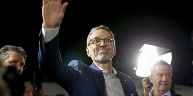 Kickl, leader dell’estrema destra a colloquio con il Presidente