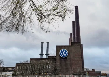 Crisi auto: Volkswagen considera chiusura impianti in Germania