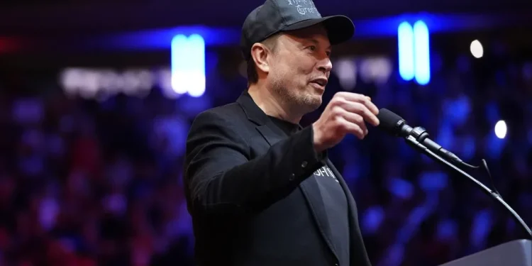 TikTok smentisce Bloomberg: niente trattative con Elon Musk