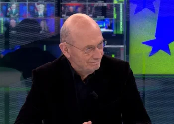 L’UE pronta a negoziare dazi con Trump, afferma Lamy